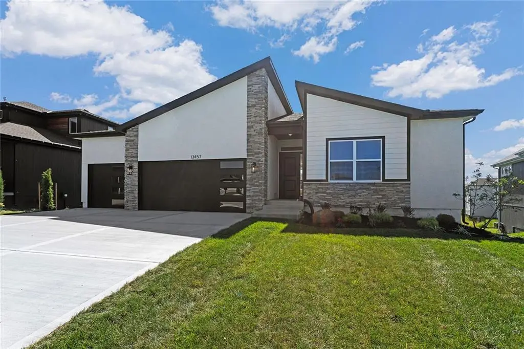 13457 W 177th Street, Overland Park, KS 66013 - Image #1
