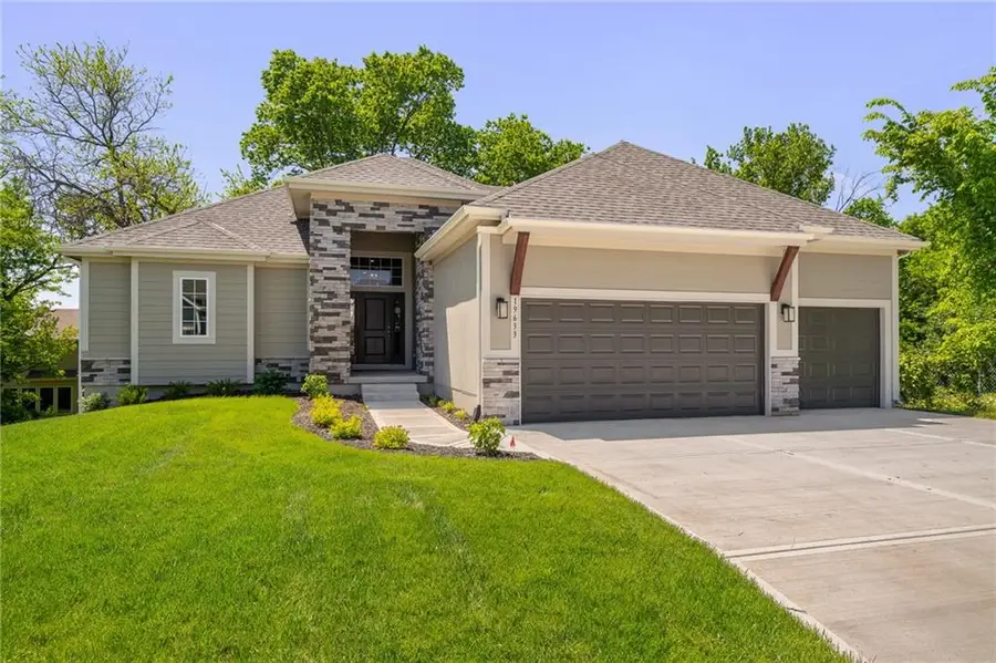 19411 W 114th Terrace, Olathe, KS 66061 - Image #2