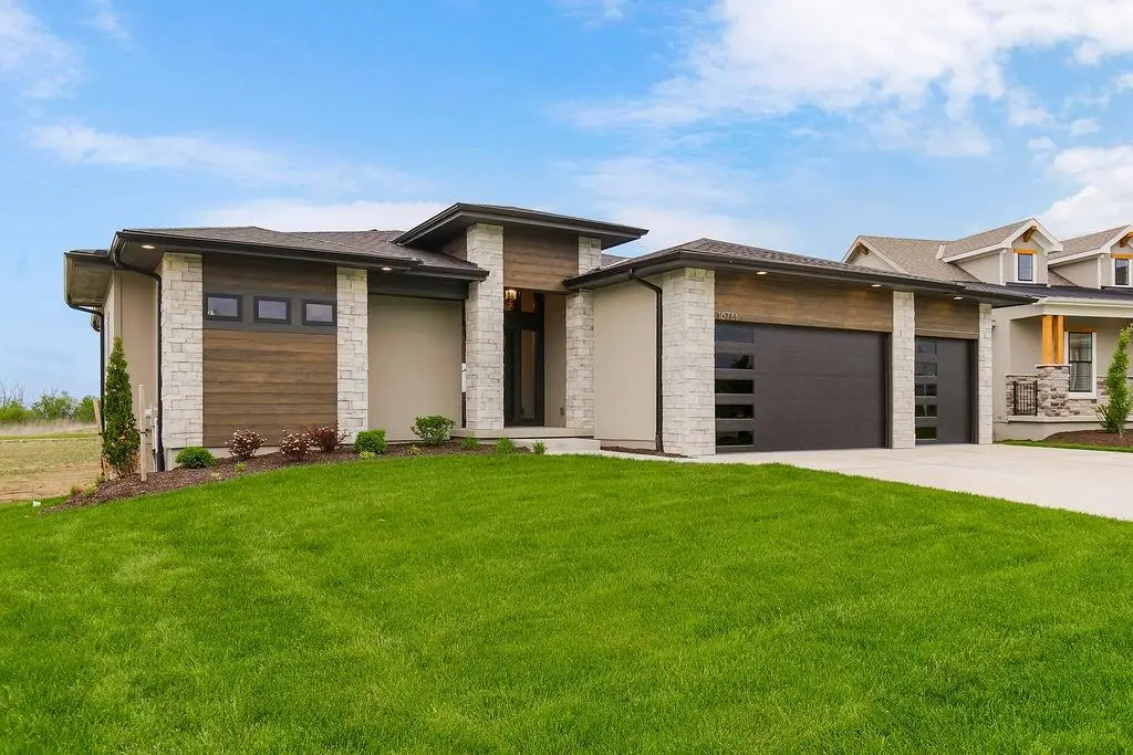 16781 S Fellows Street, Olathe, KS 66062 - Image #1