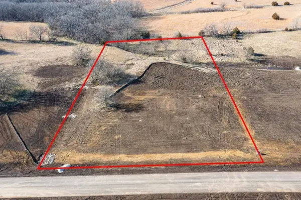 Lot 7 235th Street, Tonganoxie, KS 66086