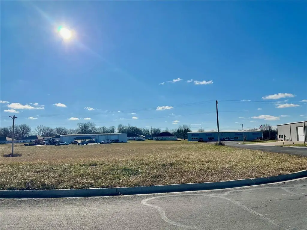 Lot 6 E Park Lane, Odessa, MO 64076 - Image #1