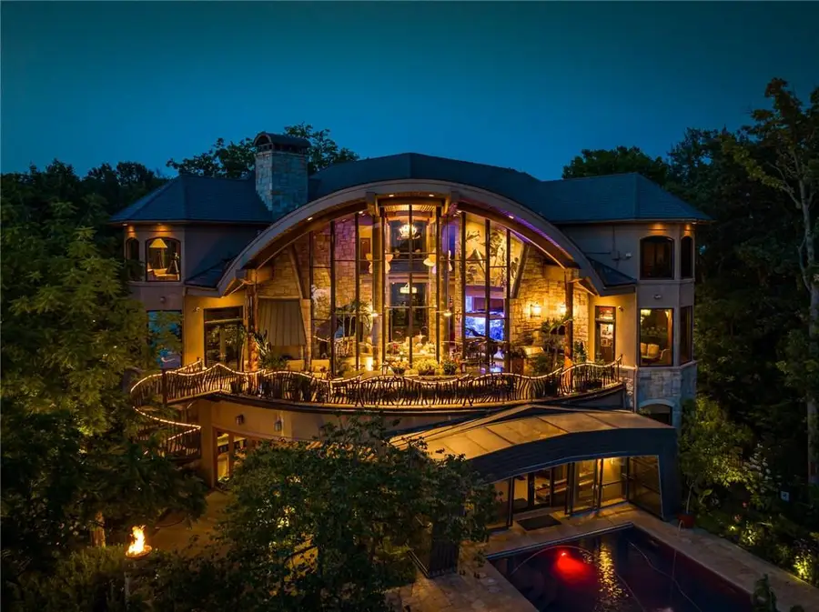 472 N Winnebago Drive, Lake Winnebago, MO 64034 - Image #3