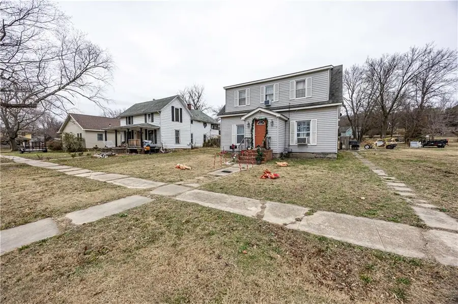 616 Adams Street, Fredonia, KS 66736 - Image #2