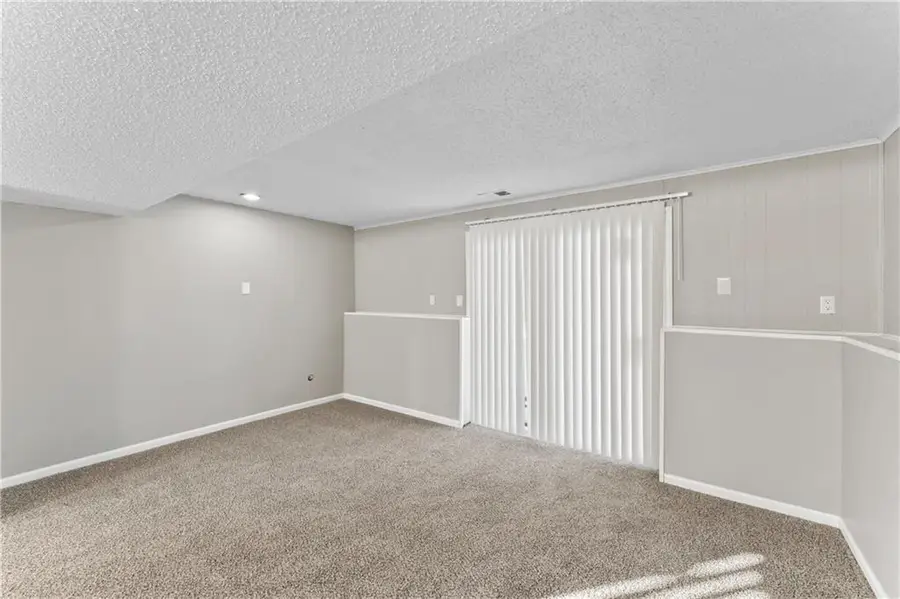 212 NE 90th Terrace, Kansas City, MO 64155 - Image #2