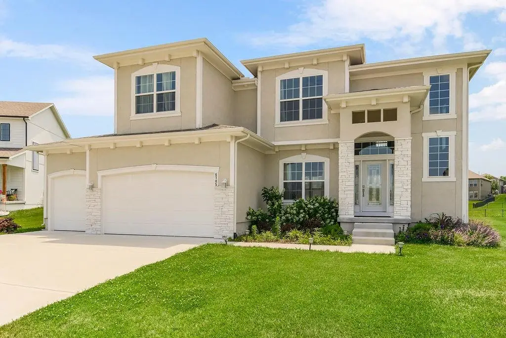 6705 NW 105th Street, Kansas City, MO 64154 - Image #1