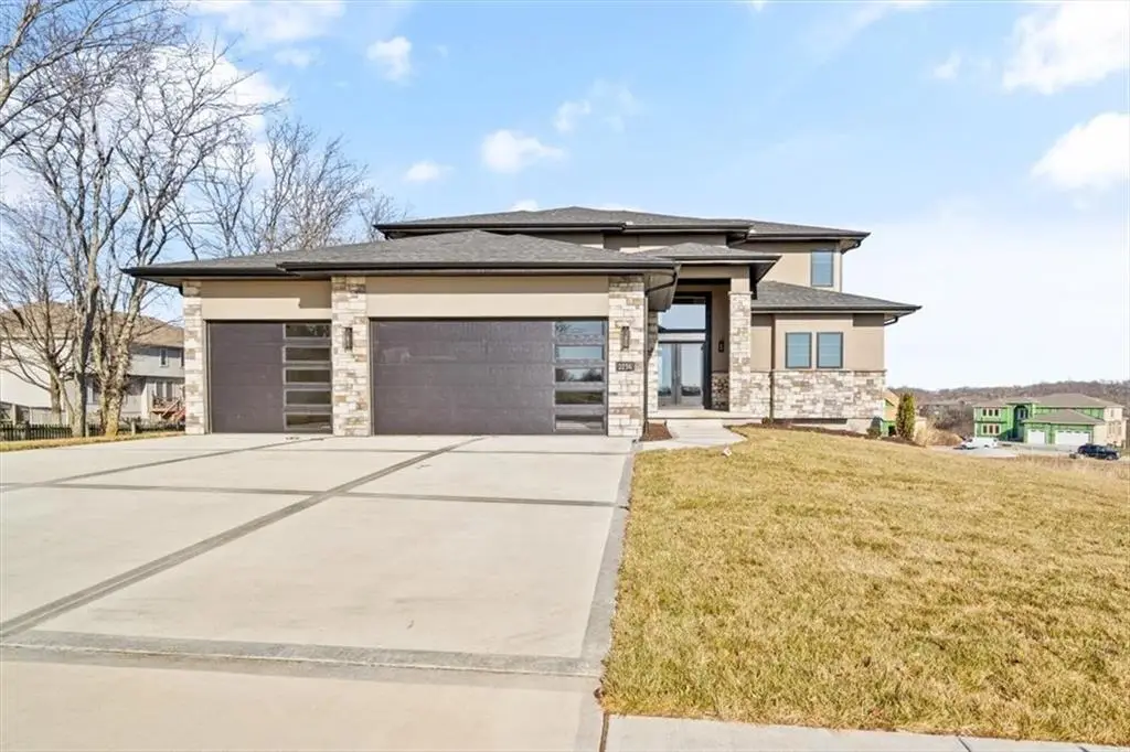 16014 S Twilight Lane, Olathe, KS 66062 - Image #1