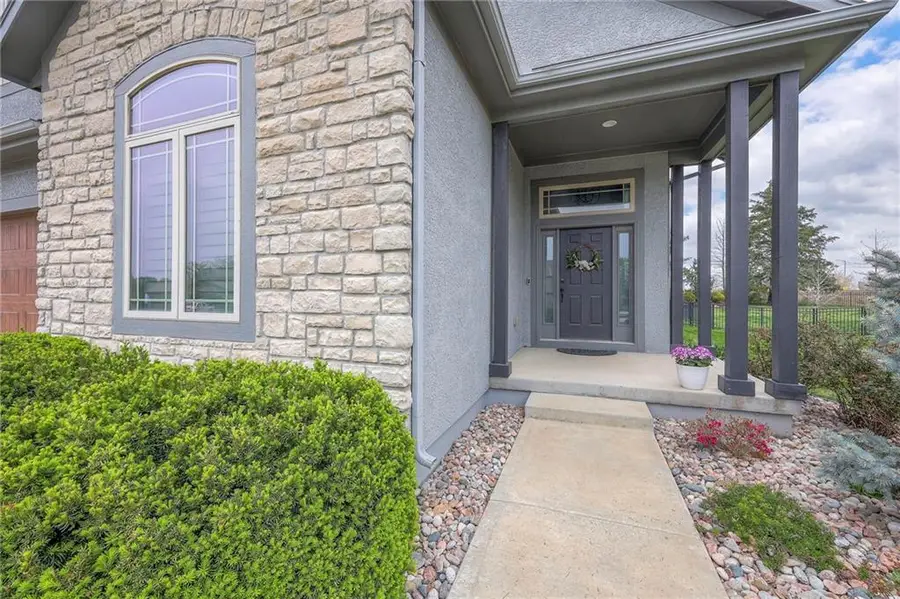 823 155th Circle, Basehor, KS 66007 - Image #3