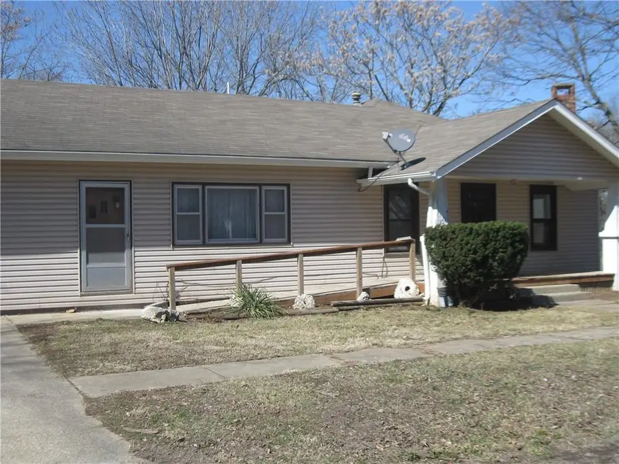 304 Cedar Street, Lane, KS 66042 - Image #3