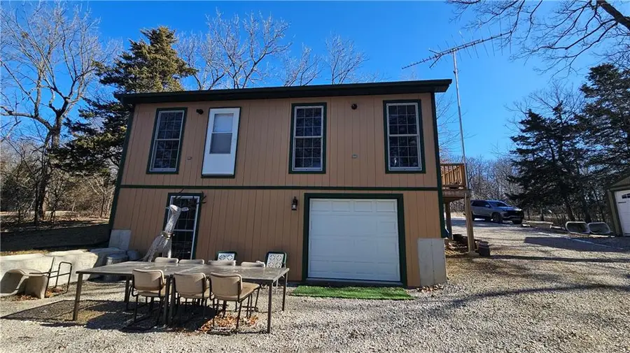 37 Sugar Lake Terrace, Mound City, KS 66056 - Image #2
