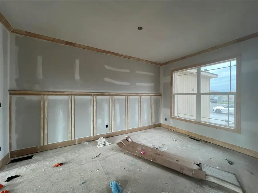 19033 W 169th Place, Olathe, KS 66062 - Image #2