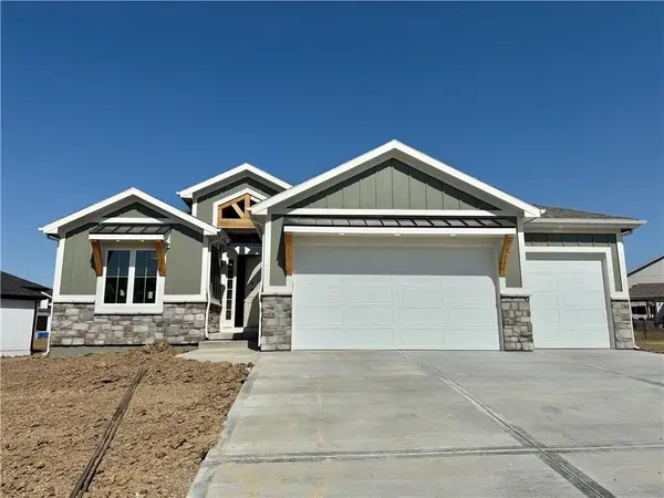 8004 NE 76th Terrace, Kansas City, MO 64158