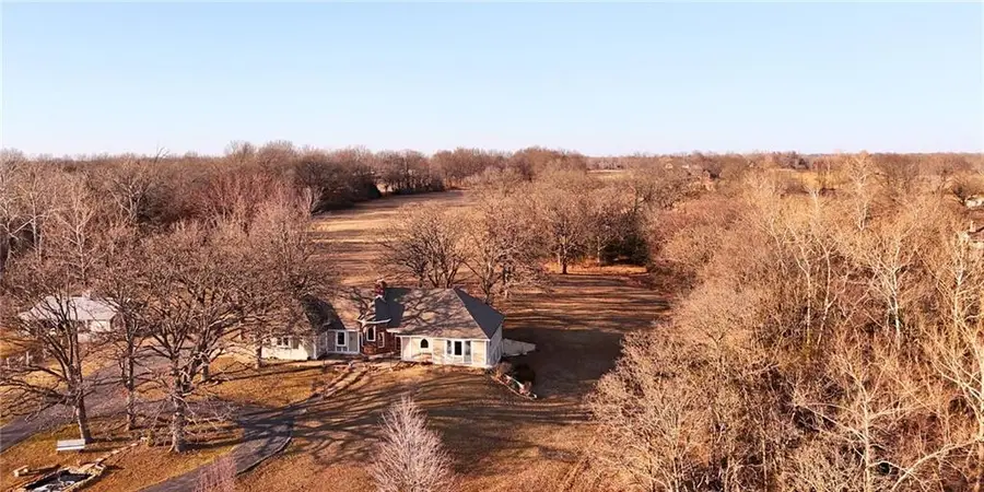 14485 E Quail Road, Nevada, MO 64772 - Image #3