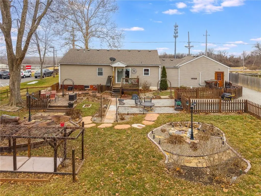 16716 E Us 40 Highway, Independence, MO 64055 - Image #1