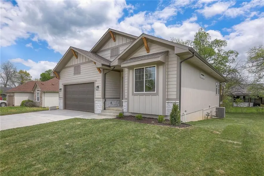 207 S Black Jack Avenue, Lone Jack, MO 64070 - Image #2