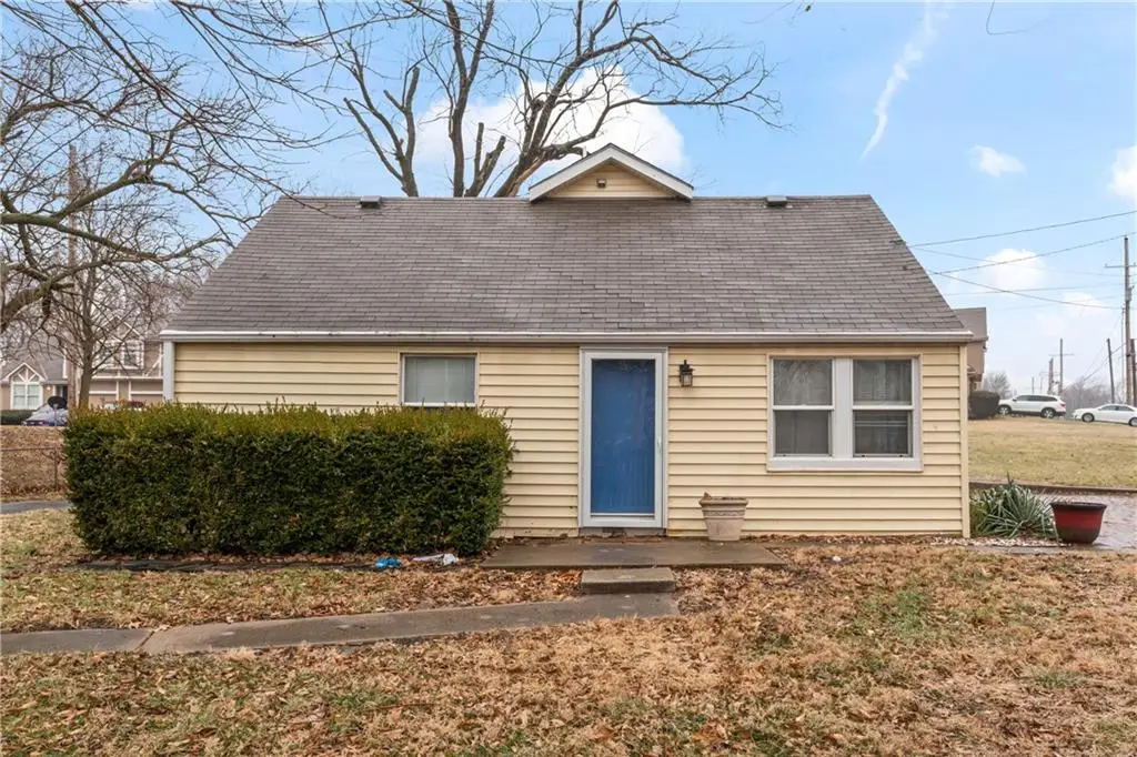 7 NW 88th Street, Kansas City, MO 64155 - Image #1