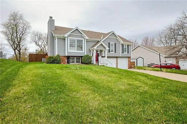 3904 Remington Court, St Joseph, MO 64506