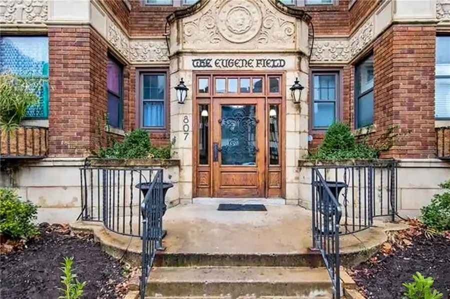 807 W 48 Street Unit #501 Street #501, Kansas City, MO 64112 - Image #3