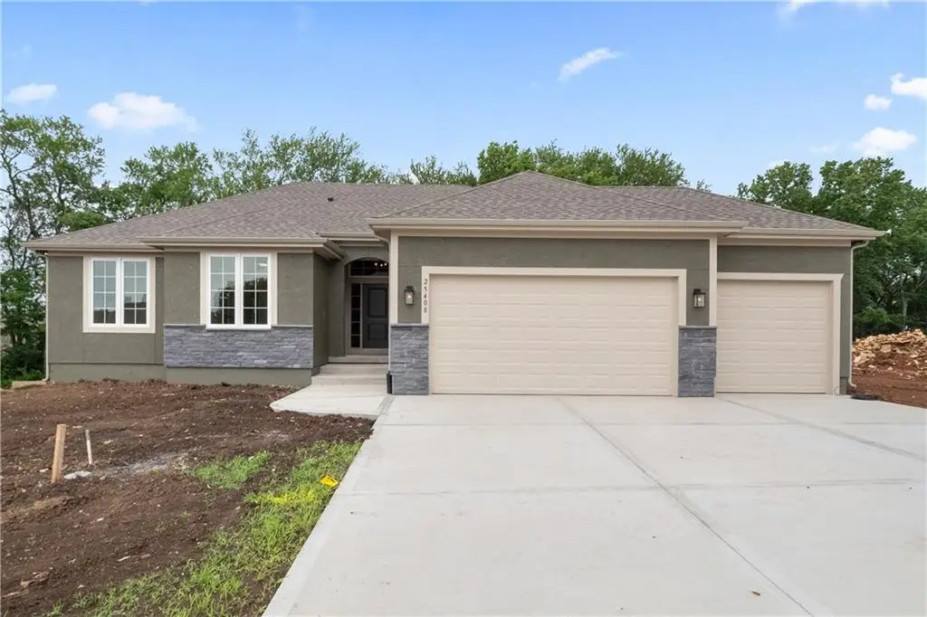 25271 W 149th Terrace, Olathe, KS 66061 - Image #1