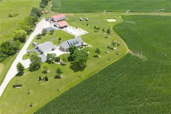 22330 Mclouth Road, McLouth, KS 66054