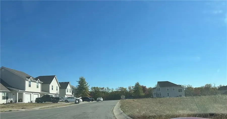 31652 W 174th Street, Gardner, KS 66030 - Image #2