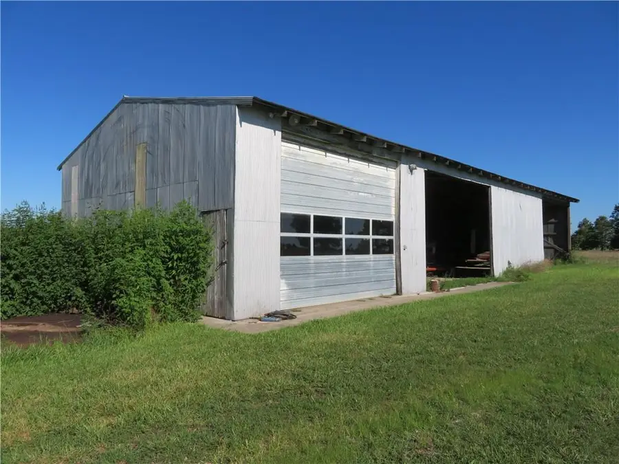 27880 Cedar Niles Road, Paola, KS 66071 - Image #3