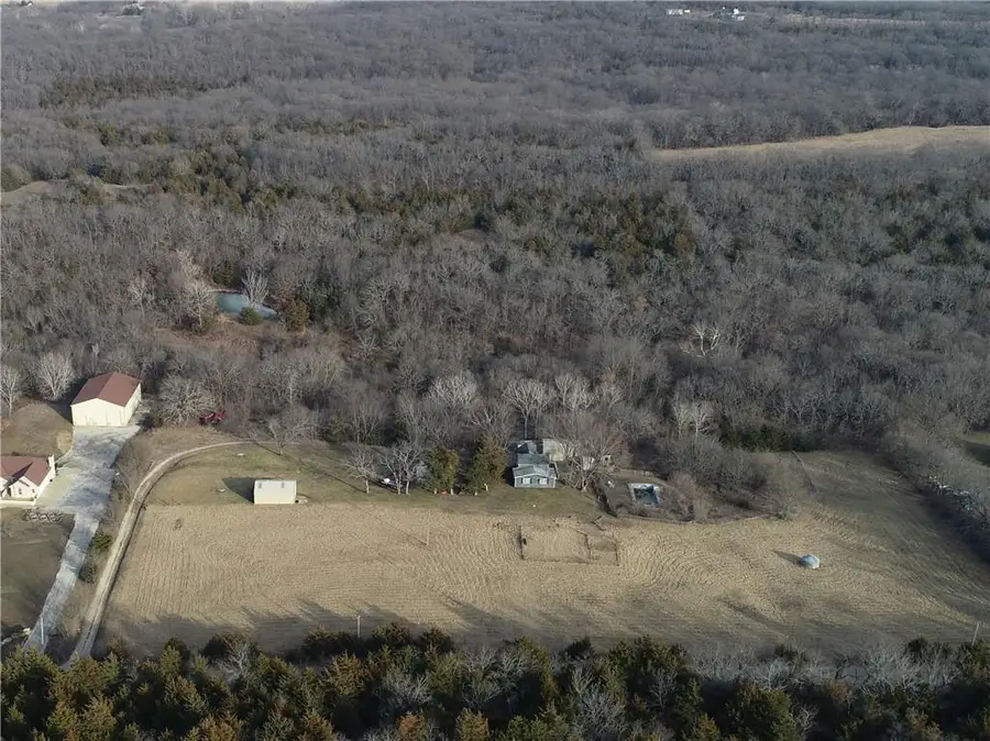 30405 Oak Grove Road, Paola, KS 66071 - Image #2