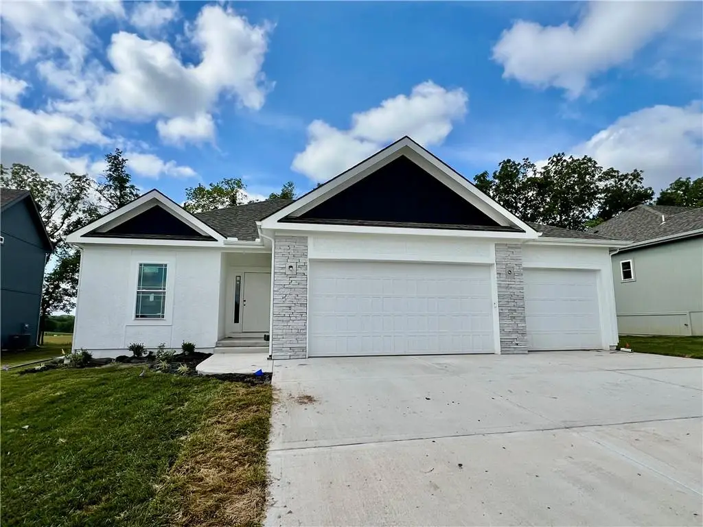 1937 Longview Drive, Liberty, MO 64068 - Image #1