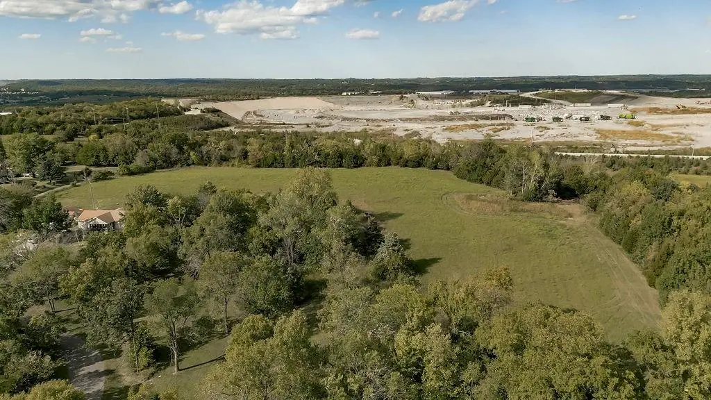 5810 Locust Street, Shawnee, KS 66218 - Image #1