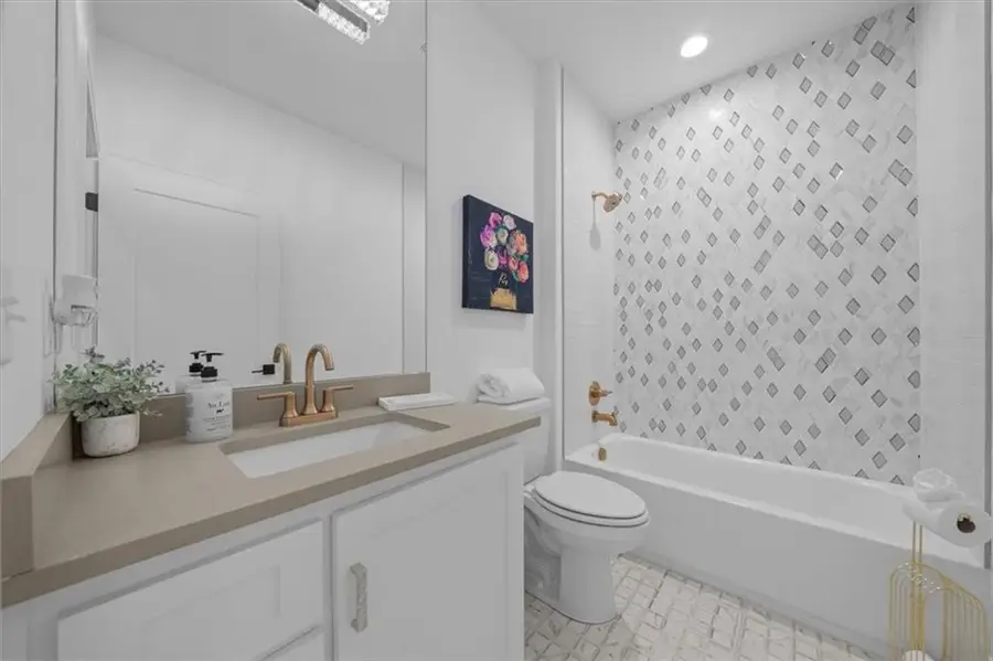 793 NE Algonquin Street #A, Lees Summit, MO 64064 - Image #3