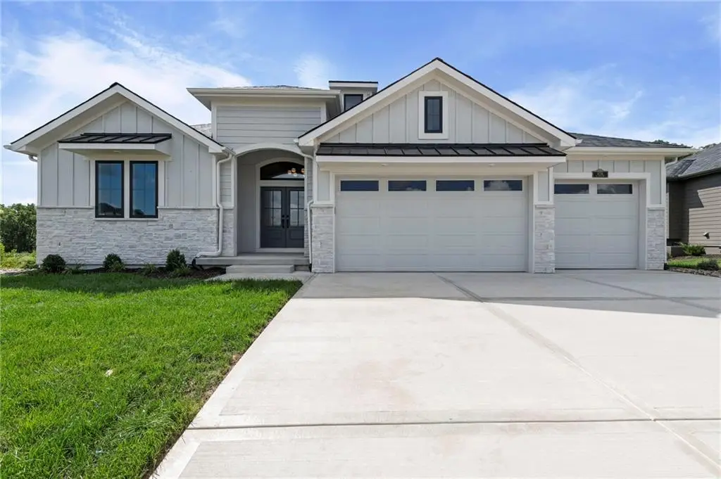 8716 N Lewis Avenue, Kansas City, MO 64157 - Image #1