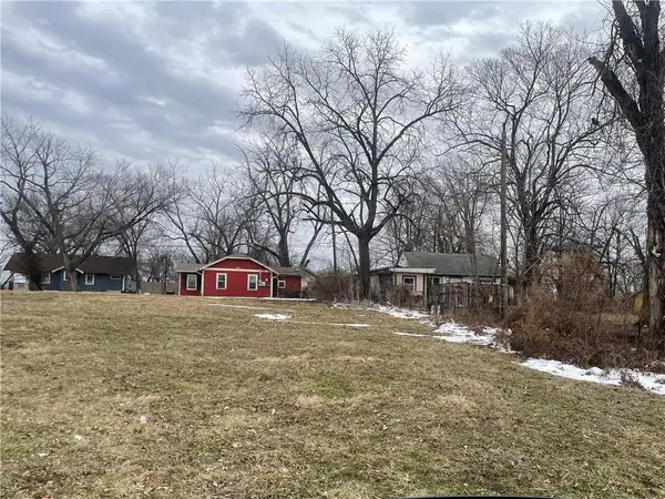 7315, 7319, 7321 Bellefontaine Avenue, Kansas City, MO 64132