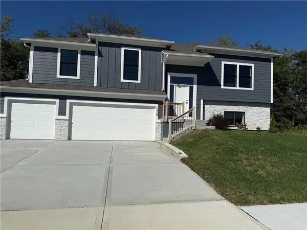 1328 N Holland Road, Independence, MO 64056