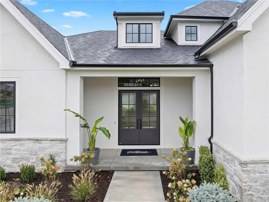 17321 Bluejacket Street, Overland Park, KS 66221 - Image #2