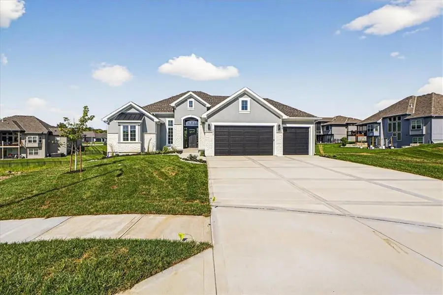 7014 N Anita Avenue, Kansas City, MO 64151 - Image #3