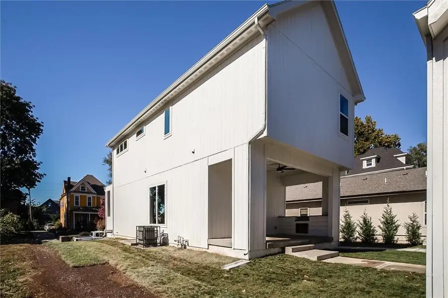 3641 Tracy Avenue, Kansas City, MO 64109 - Image #3