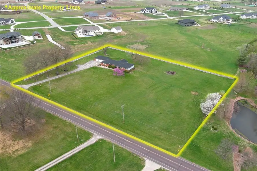 24800 Milton Thompson Road, Lees Summit, MO 64086 - Image #2