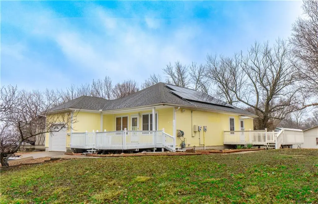 202 E Mcgaughy Street, Hamilton, MO 64644 - Image #1