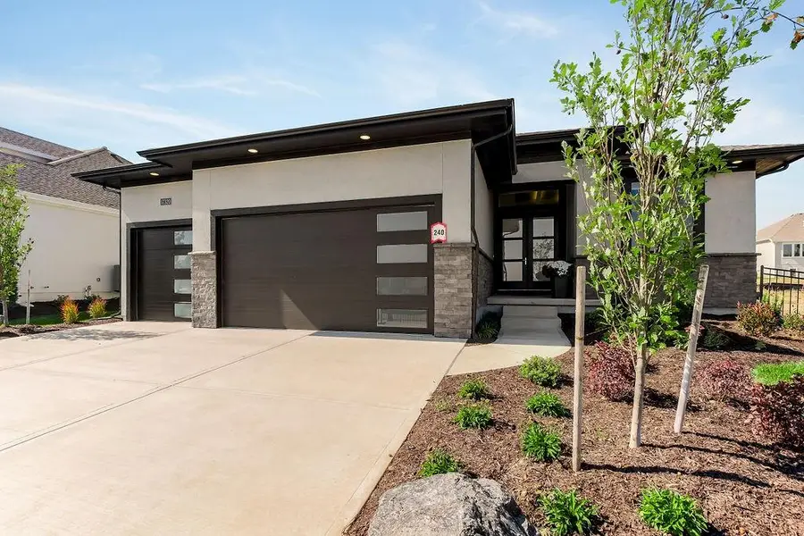 17409 Nieman Road, Overland Park, KS 66221 - Image #2