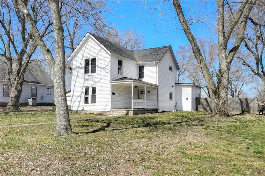 403 E Market Street, Warrensburg, MO 64093 - Image #1