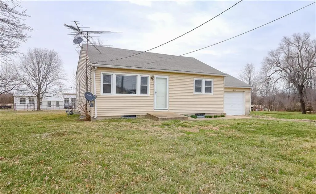 602 E 10th Street, Holden, MO 64040 - Image #1