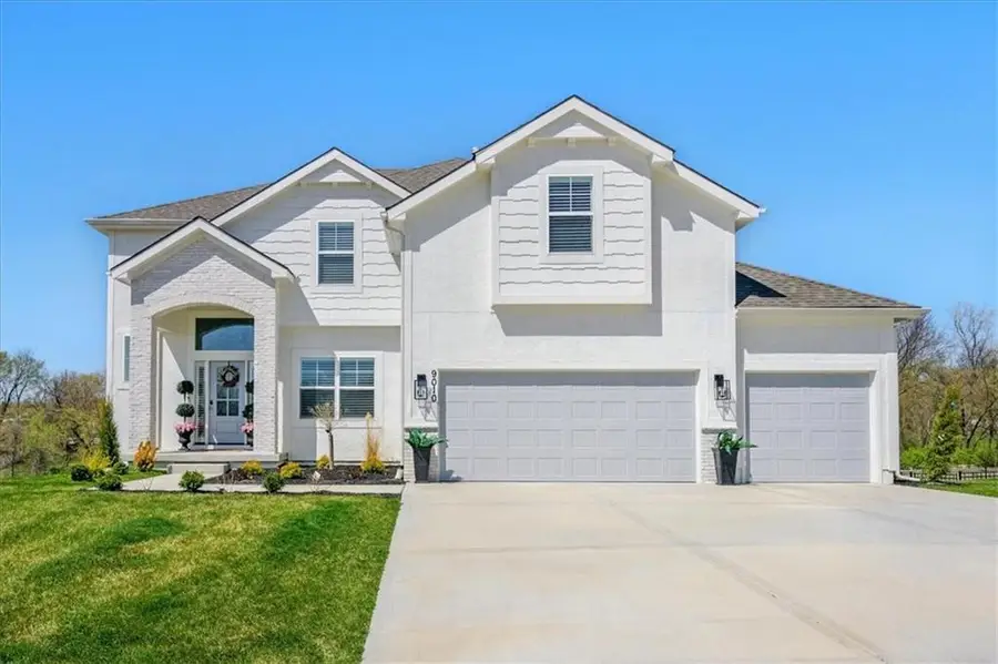 9010 N Denver Avenue, Kansas City, MO 64156 - Image #2