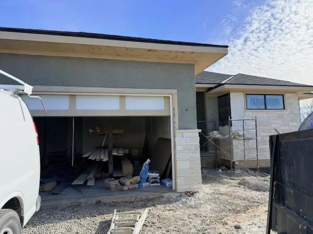 13619 Granada Drive, Leawood, KS 66224 - Image #2