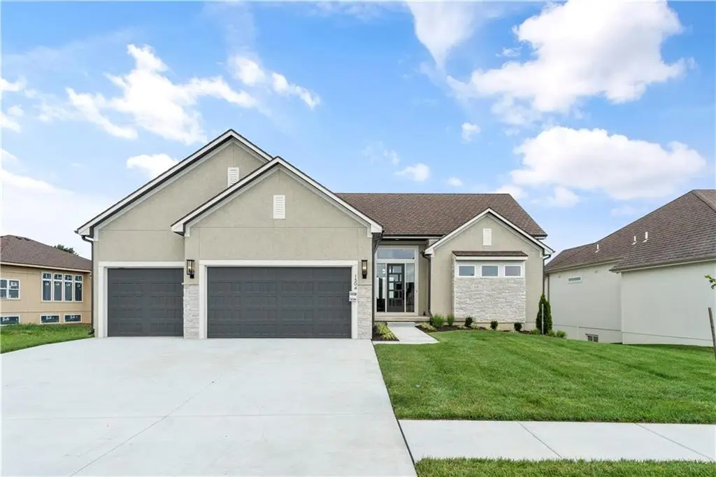 1504 NE Stewart Place, Lees Summit, MO 64064 - Image #1