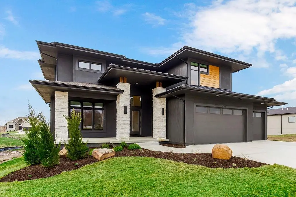 16767 S Fellows Street, Olathe, KS 66062 - Image #1