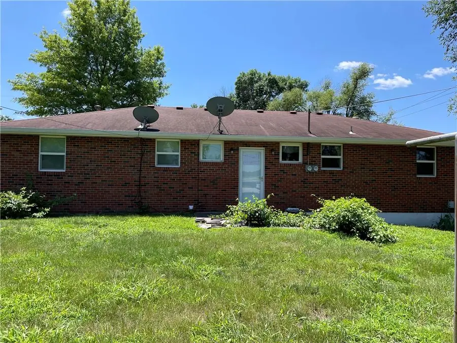 11302-11304 Putnam Street E, Sugar Creek, MO 64054 - Image #3