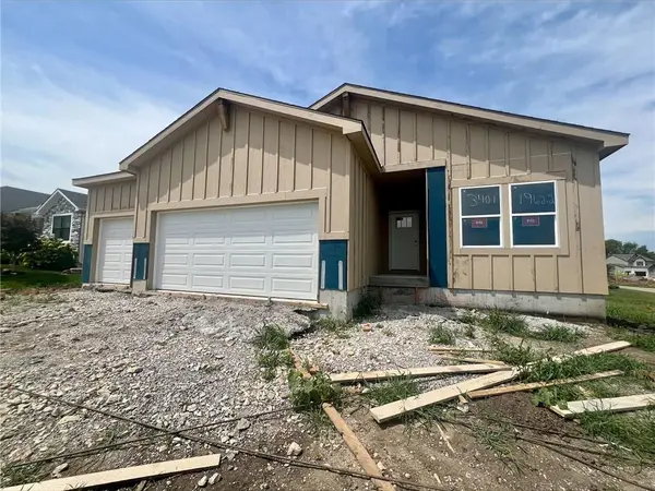 19622 Barstow Street, Spring Hill, KS 66083