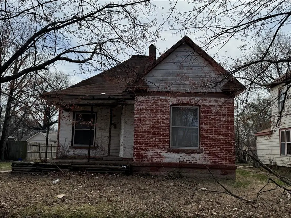 2408 Stevens Avenue, Parsons, KS 67357 - Image #1