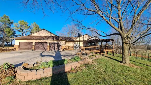 2101A Dove Road, Longton, KS 67352