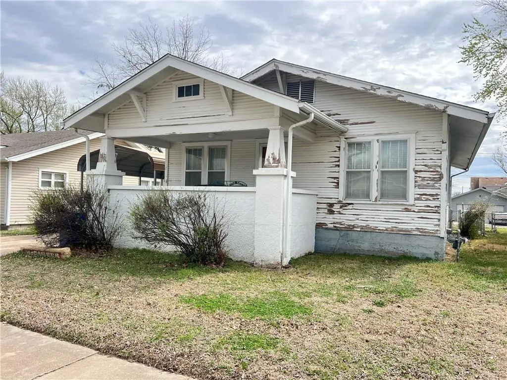 1217 W 5th Street, Coffeyville, KS 67337 - Image #1