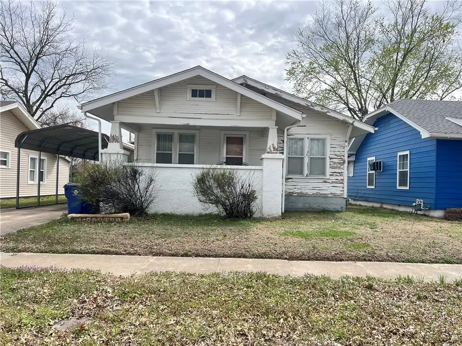 1217 W 5th Street, Coffeyville, KS 67337 - Image #2